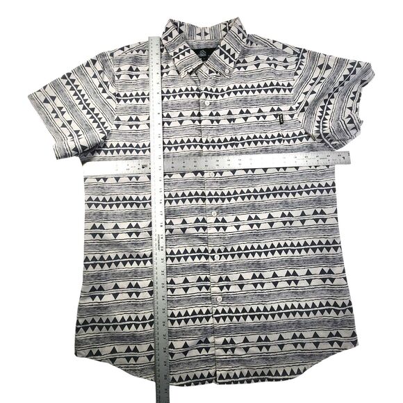 Molokai Surf Co Button Shirt Large Geo Print Hawaiian Tribal Cotton Blend Beach - Picture 9 of 11